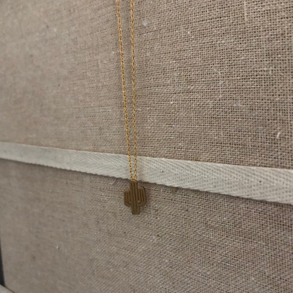cactus necklace
